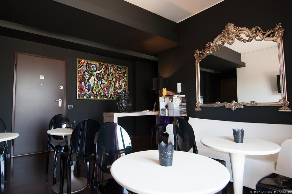 Eh13 Luxury Couette-café